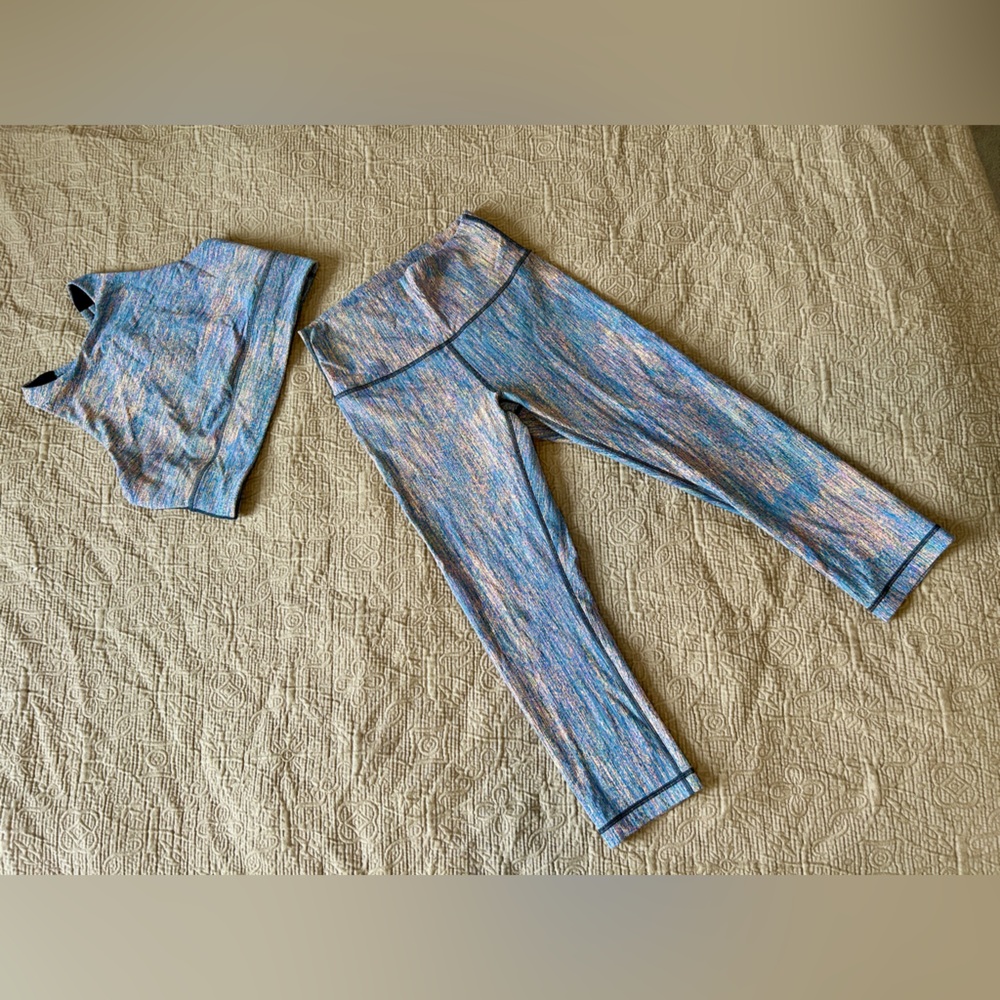 lululemon athletica 2 Piece Set! Size 8 Crop Leggings & Size 12 Energy Bra